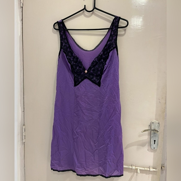 Very beautiful purple slip